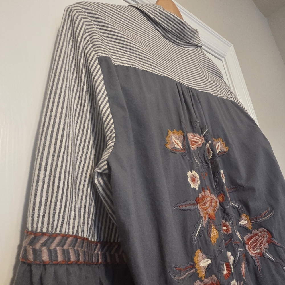 Anthropologie Kyla Seo Caite Deja Floral Embroidered Tunic Striped Top - Picture 10 of 16